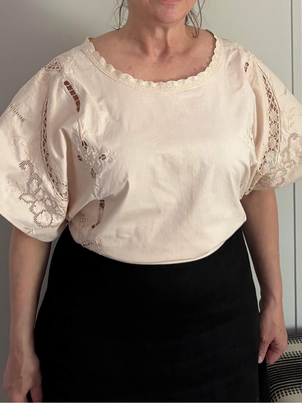 Viral Wrap Top Embroidered Cotton - Picture 2 of 14